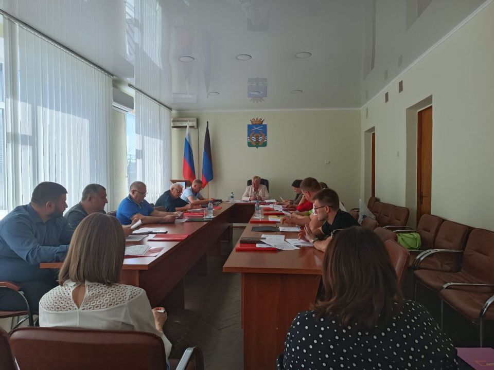 Сергей Юзвинкевич: Принял участие в заседании Володарского муниципального совета