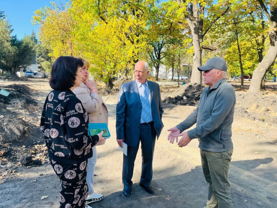 Рабочий объезд объектов благоустройства в рамках ФКГС