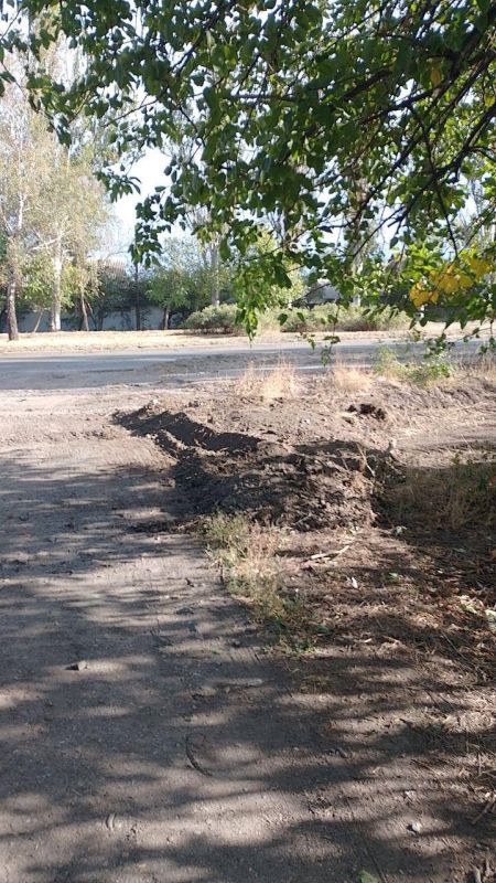 Аварийные службы Нижегородской области при содействии Филиала "Харцызское ПУВКХ" выполнили ремонт на двух участках водопровода в Харцызске