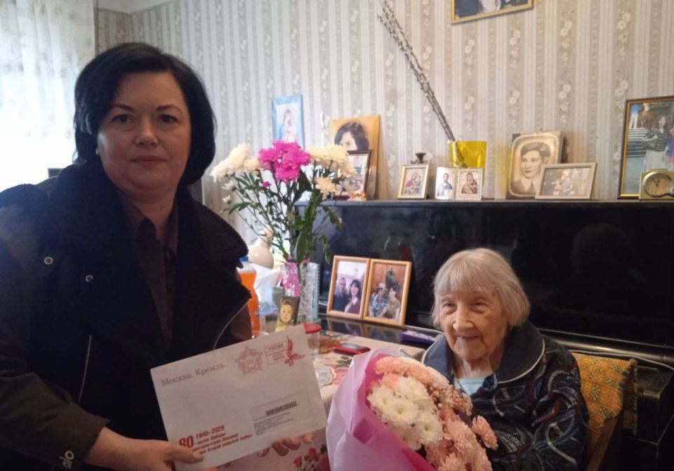 Жительница Зугрэса Мария Григорьевна Шкандалюк празднует 101-й день рождения!