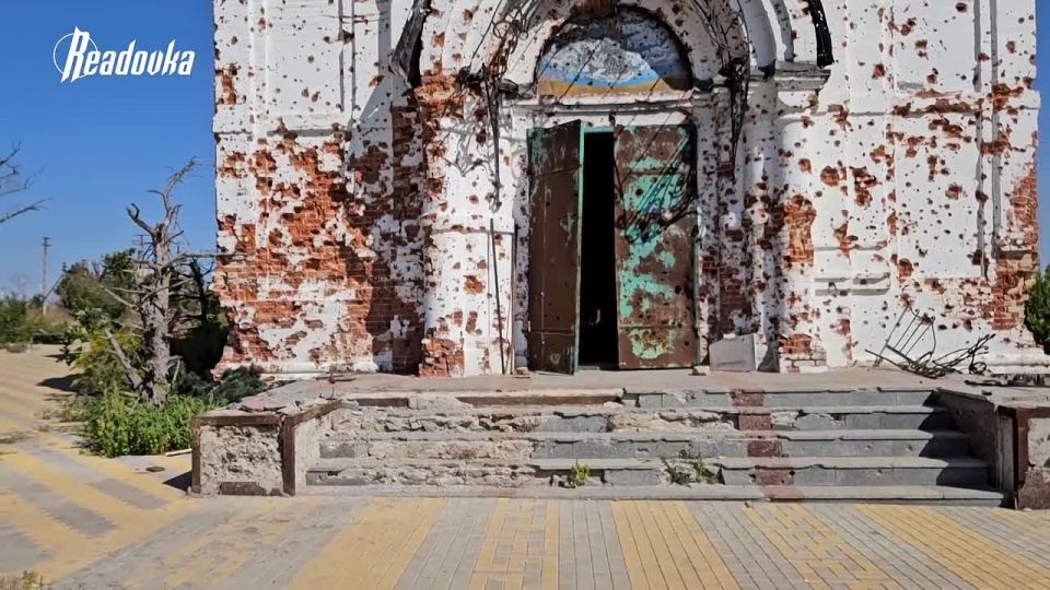 «Главное, что мы можем восстанавливать монастырь» — послушник рассказал, как храм Святителя Николая пережил войну