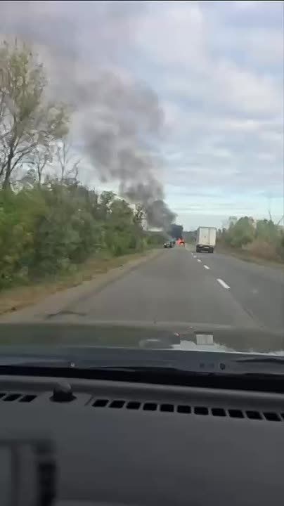 Прилет дрона на трассе Славянск-Изюм
