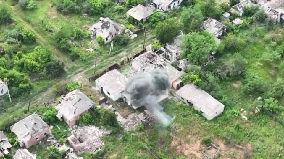 Владислав Шурыгин: Операторы БпЛА Ивановского соединения ВДВ беспилотником самолётного типа «Молния-2» уничтожили подразделение ВСУ в районе населённого пункта Часов Яр