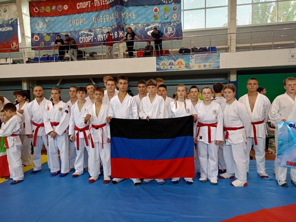 С 25 по 28 сентября в городе Балашов Саратовской области состоялись межрегиональные соревнования по рукопашному бою