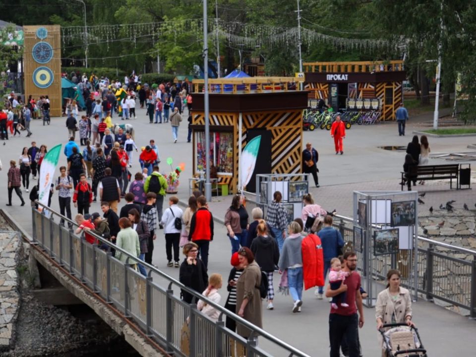 � ���������� ����� ����������� ������������� ����� �������� � ��