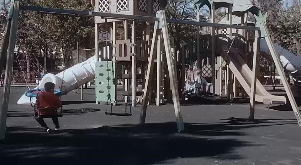 ������ ��������� ������� ����� � ��������� ������������� � �������