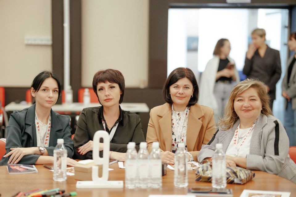 26 – 29 сентября в Мастерской управления «Сенеж» - одной из ведущих площадок страны по развитию управленческих компетенций, состоялась масштабная образовательная программа «Роль клубных учреждений в реализации основ...