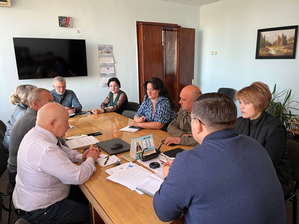 ������� �������: �������, 2 �������, ������ ����������� ��������� �� ������� �������� � �������� ������������ ����� � ������������� ����������� ������������� ������������� ������