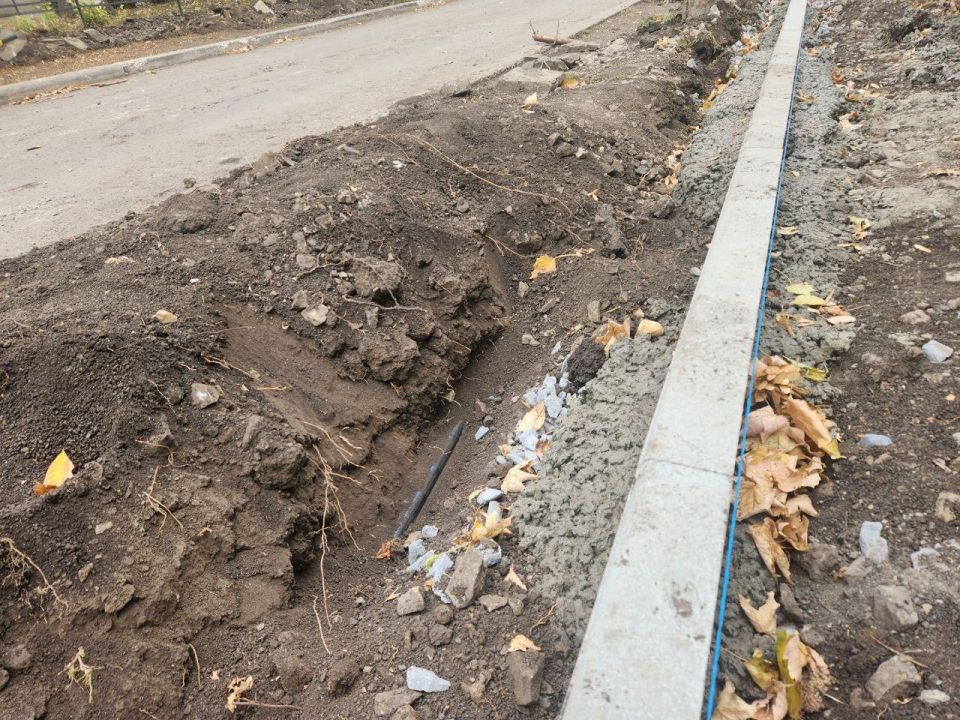 В Харцызске при поддержке Нижнего Новгорода обновляют тротуары