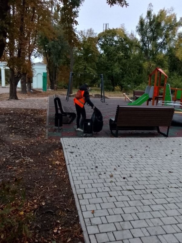 За 01.10.2025 года сотрудниками МУП АГЯ «ЖЭК» выполнены следующие виды работ: