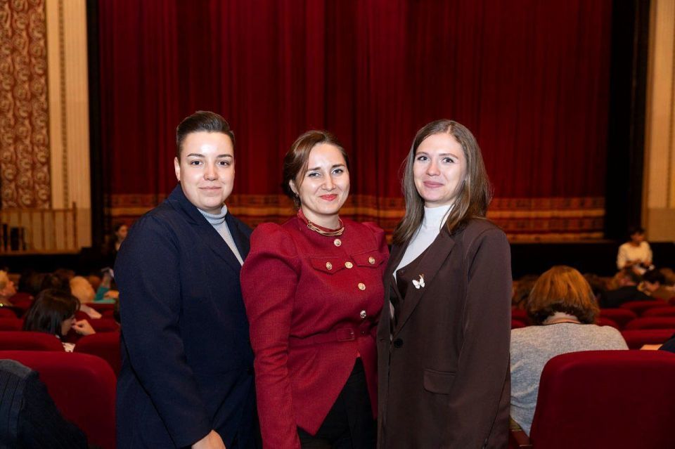 Светлодарские педагоги на праздничном концерте в Донецке!