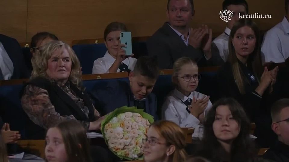 ����������� �� ��������, ������������ � 10-����� ���������������� ������ ������� � �������� ����������� ������ �������