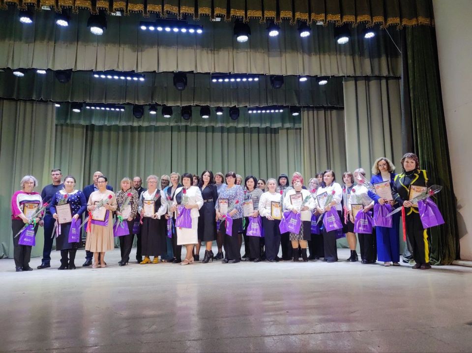 Александр Качанов: Праздник в честь учителей прошел в Докучаевске