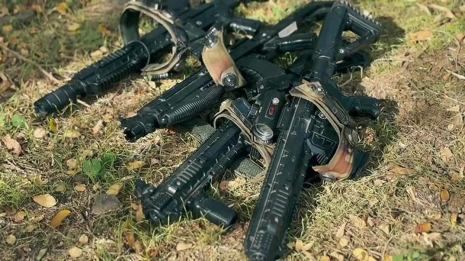 Молодёжь ДНР побывала в Зуевском парке-скалодроме