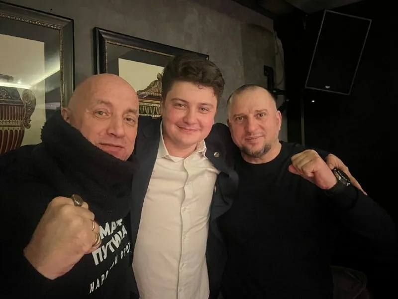 Захар Прилепин: Сегодня день рождения нашего товарища - легендарного генерала Апти Ароновича Алаудинова - героя России, героя ДНР, героя ЛНР