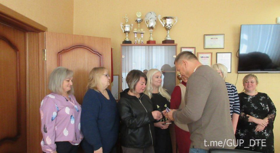 СОТРУДНИКИ ФИЛИАЛА «ХАРЦЫЗСКТЕПЛОСЕТЬ» ПОПОЛНИЛИ РЯДЫ ПАРТИИ «ЕДИНАЯ РОССИЯ»