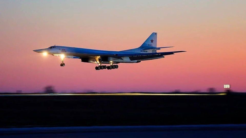 Вот и закончился очередной насыщенный событиями день. Чем он запомнится подписчикам "Украина.ру"?