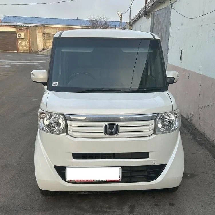 720 �.�. Honda N-BOX, 2013 �.�