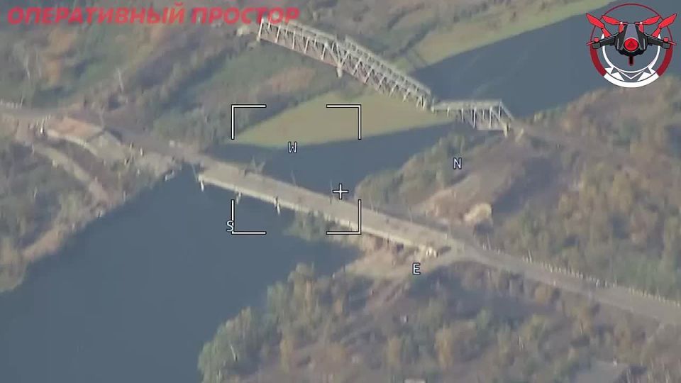 ФАБ-3000 по мосту. ВКС России нанесли точнейший удар по мосту через Северский Донец в н.п. Райгородок, используемому ВСУ между Красным Лиманом и Славянском