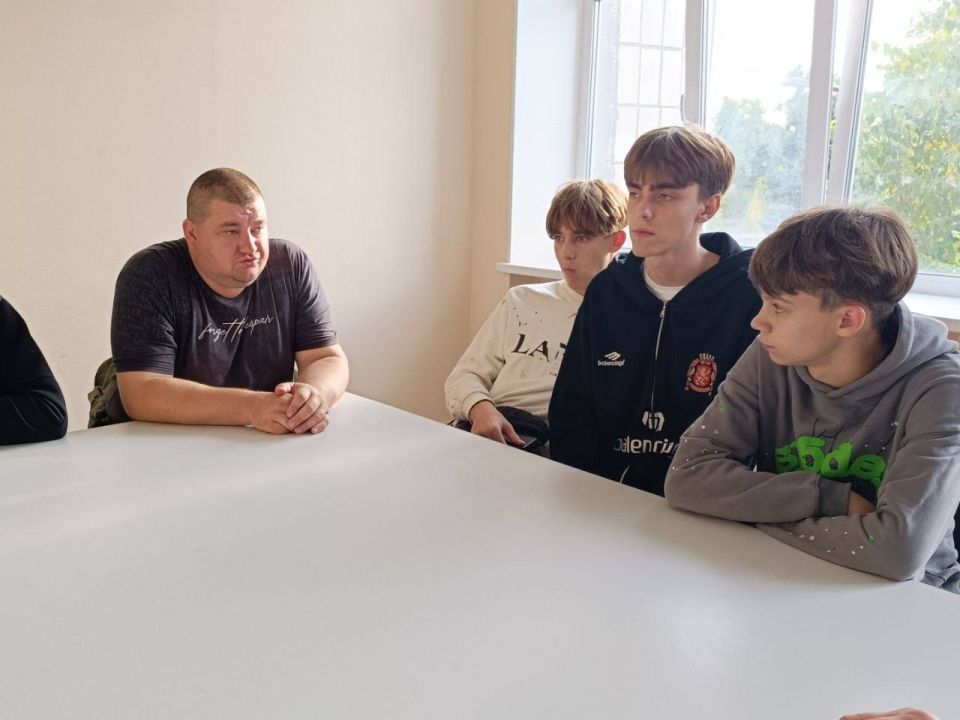 ����� �����: � ��������� ������ �������� ����� ������������� ������, ������� ����������� ���������� ������ ������ ����� ������������� ������ ������� � ����������� �� ����