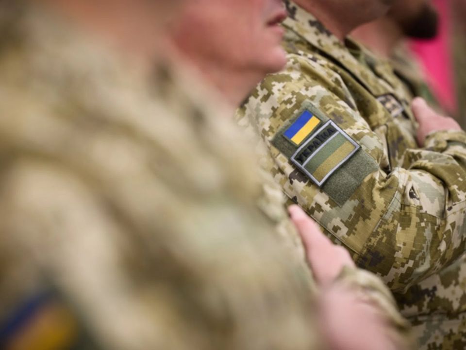 Офицер ВСУ заставил подчиненных продавать шаурму вместо службы