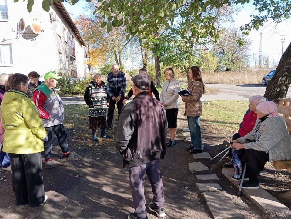 Встречи с населением. 7 октября в рамках поручения главы Донецкой Народной Республики Дениса Владимировича Пушилина о постоянном диалоге с населением начальником Углегорского территориального отдела управления по обеспечению...