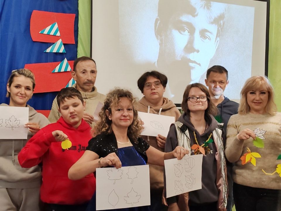     .        ..               ...