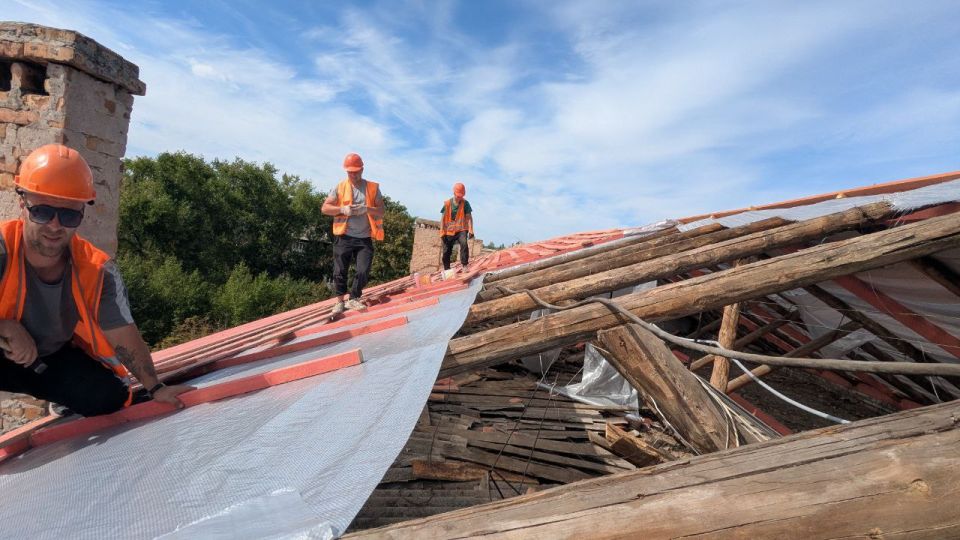 Александр Шатов: В Шахтерском округе осуществили строительный контроль кровли