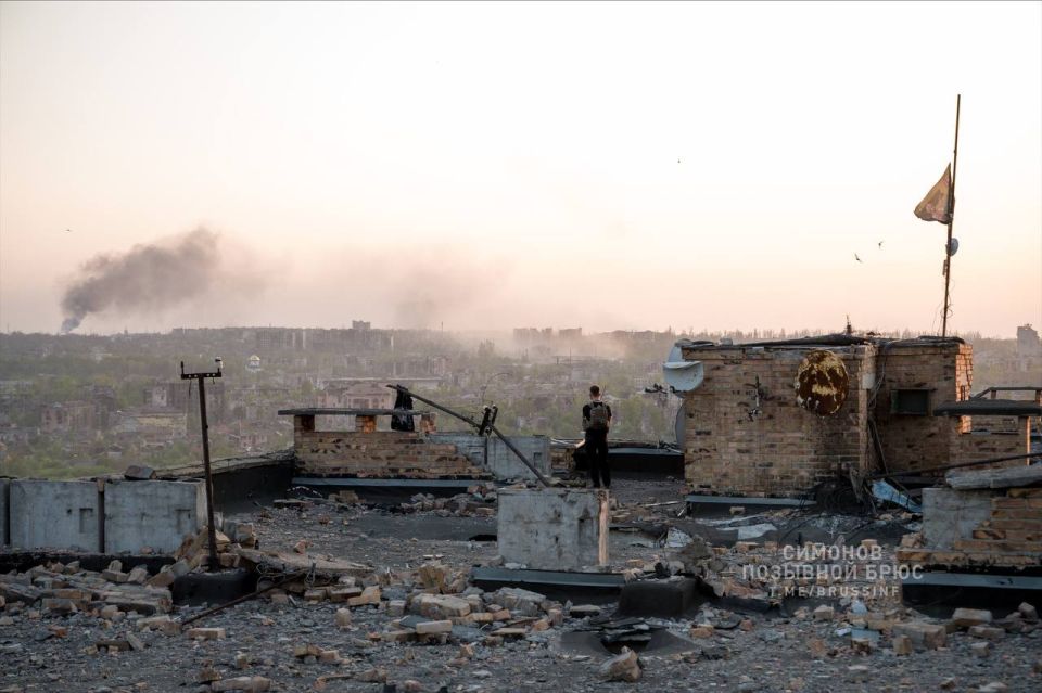 Бахмут периода боев за район "Самолет", финишная прямая