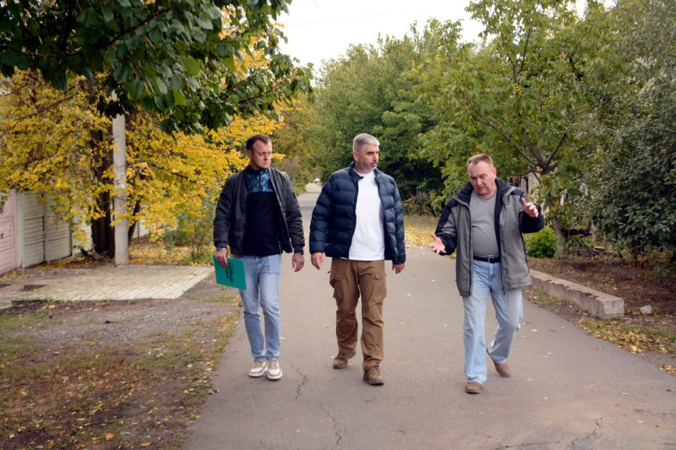 ������� ��������: ������ ����, ����������� �� ������� �� ������, ������������� � ������ ���� � ������� �����, � �������� ������� ����������