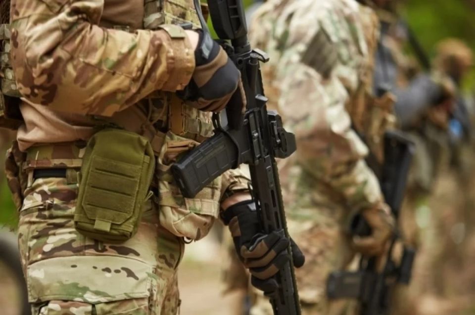 Устроили резню. В Покровске обреченные боевики ВСУ начали казнить мирных