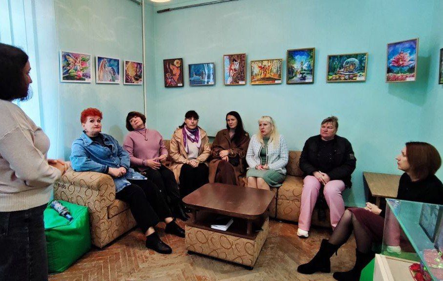 9 октября сотрудниками Администрации городского округа Харцызск была проведена встреча с трудовым коллективом МБУ «Музей истории города Харцызска»