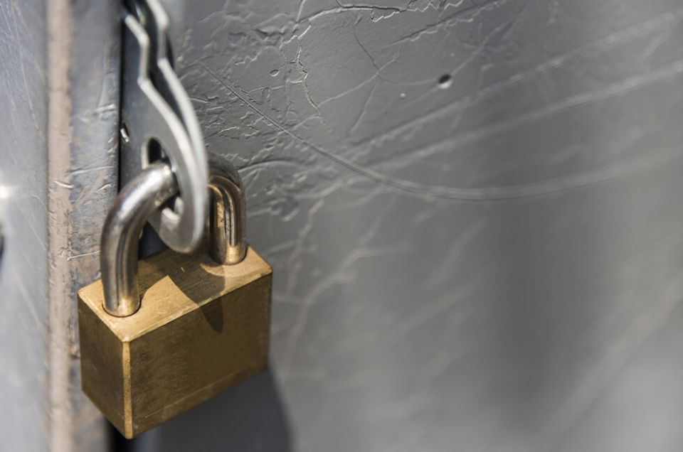 Житель Артемовска похитил свою знакомую в Енакиево, чтобы избить