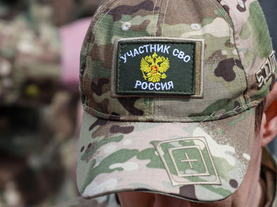 Пермяки отправят разведчикам на спецоперацию сотни кейсов с энергетиками. Видео