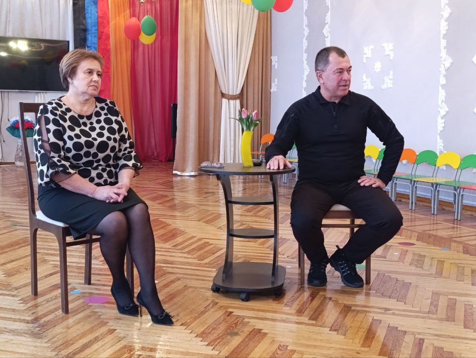 Встреча с коллективом детского сада № 8