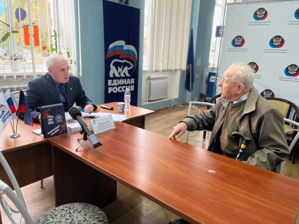 Евгений Поплавский: Провел прием граждан в общественной приемной партии «Единая Россия»