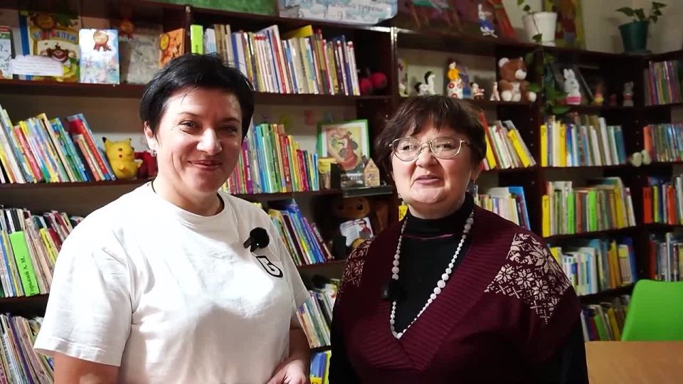 Сахалинские волонтеры встретились с председателем совета женщин Шахтерска Ириной Моногаровой