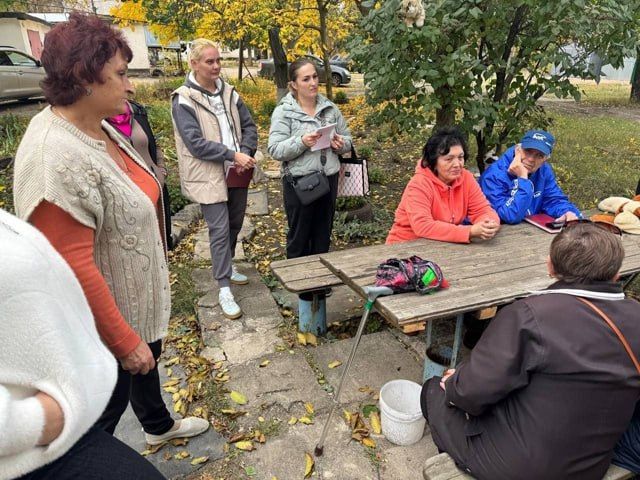 �������� ��������� ������� (������� ������� �������) � ����� ������ (������� ������� �������) ������� ���� ������� � ������������ ������ �������