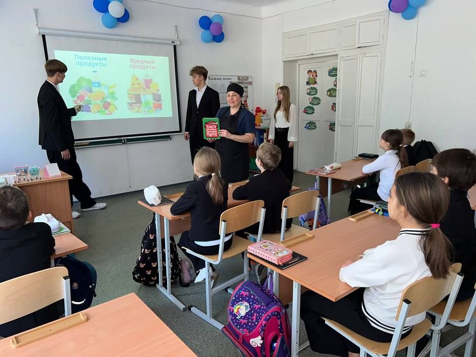 Андрей Чертков: В наших силах стать для детей идейными вдохновителями, направить и помочь с выбором будущей профессии