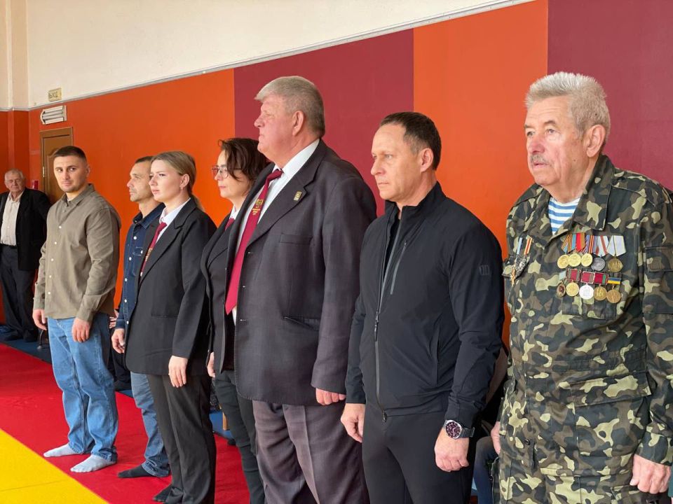 � ���������� ������ ������ �� �����, ����������� ������ ������� ������ ������, �������-������������� � ����� � ��������� ����������� ������� �������� ��������� ����������� ��������