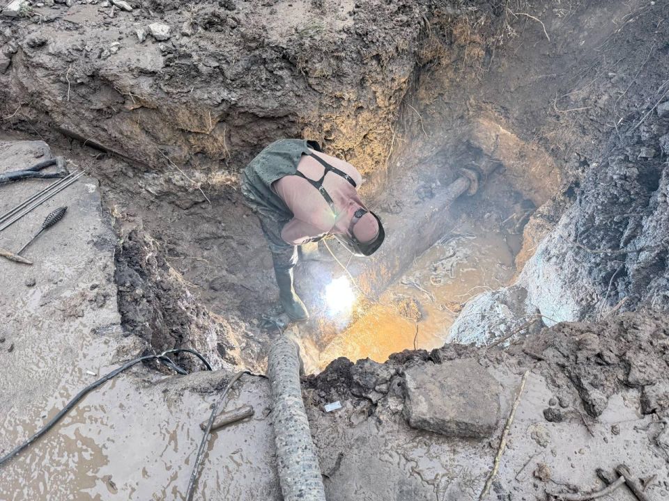 Специалисты Магаданской области помогли устранить коммунальную аварию в школе № 1 Ждановки