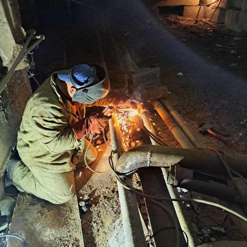 Бригада владимирцев продолжает работать в Кировском