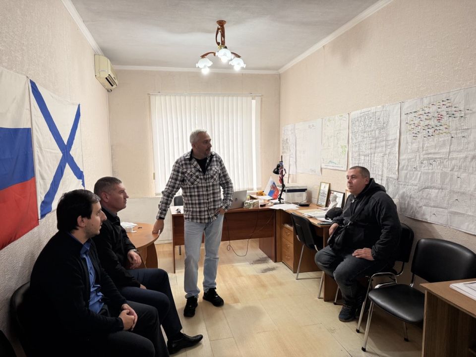 Первый замглавы округа встретился с представителями Магаданской области