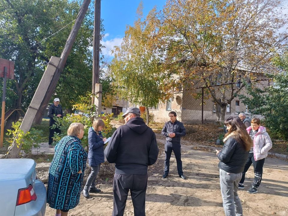 Заместитель главы Администрации Шахтерского округа встретился с жителями города Ждановка