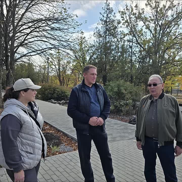 Первый вице-премьер Якутии проинспектировал ход восстановления Докучаевска