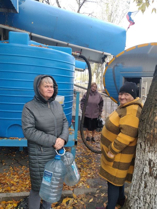 14 октября 2025 года в рамках протокольного поручения Главы Донецкой Народной Республики Дениса Пушилина депутат Торезского городского совета Манина Наталья Николаевна проконтролировала своевременность наполнения емкости...