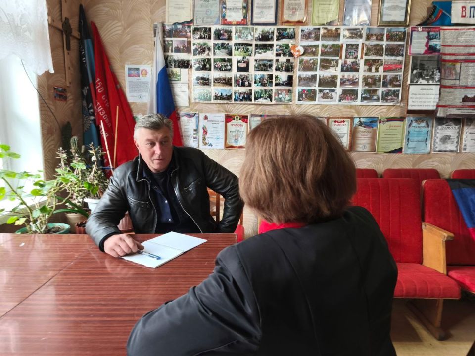 Роман Конев: Состоялся приём граждан депутатом Горловского городского совета Донецкой Народной Республики первого созыва Александром Бобровским