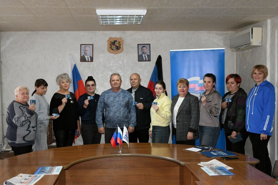 В Кировском ряды партии «Единая Россия» пополнились новыми активистами