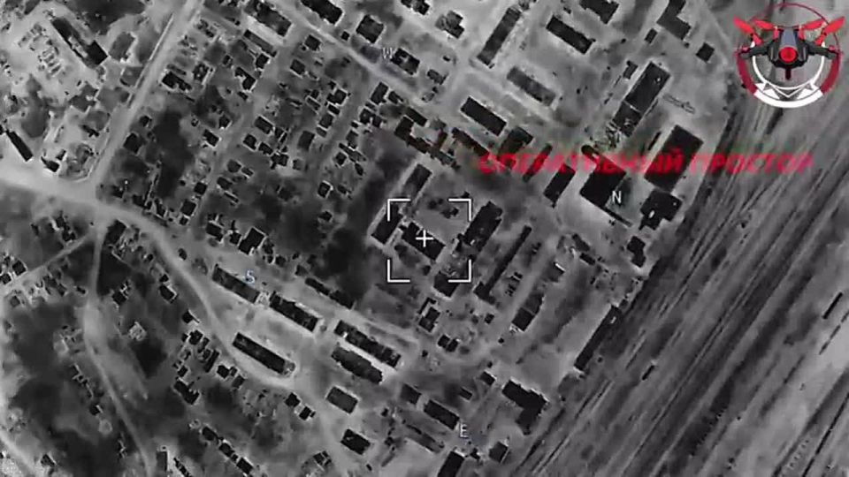 Авиаудар по ПВД ВСУ в Красном Лимане