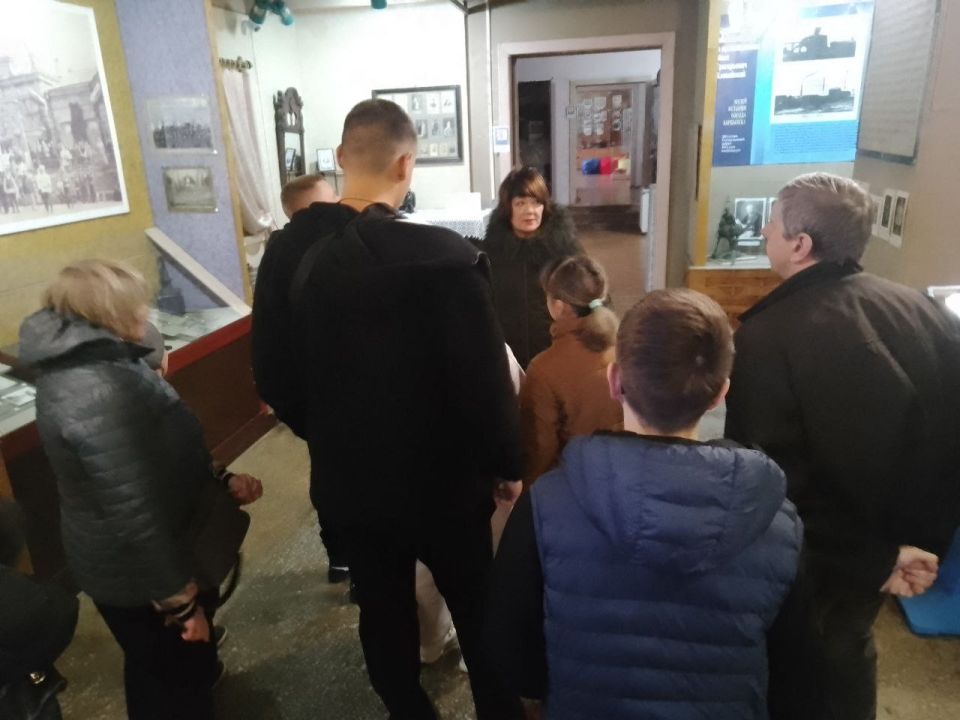 Музей посетили воспитанники и их родители Центра социальной и физкультурно-спортивной реабилитации детей-инвалидов города Харцызска